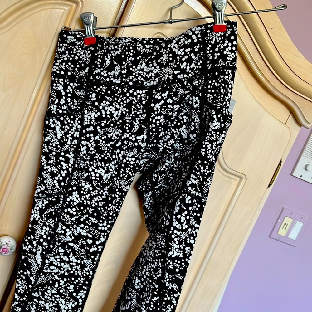 Lululemon Tight Stuff Tight